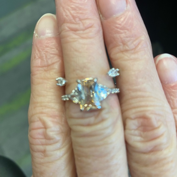NWT Bomb party ring size 7 Smokey Topaz Rhodium Plating MSRP $146 - Picture 3 of 4